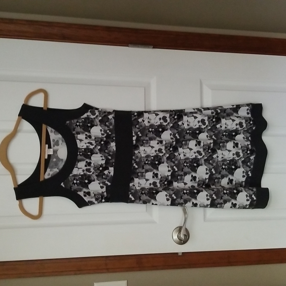 Loft Black/ White Dress